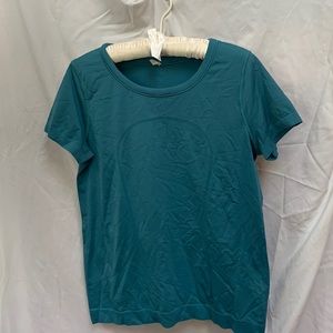 Lululemon teal t shirt size 8